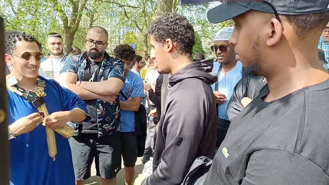 Brother Shamsi حفظه الله: Speaker's corner